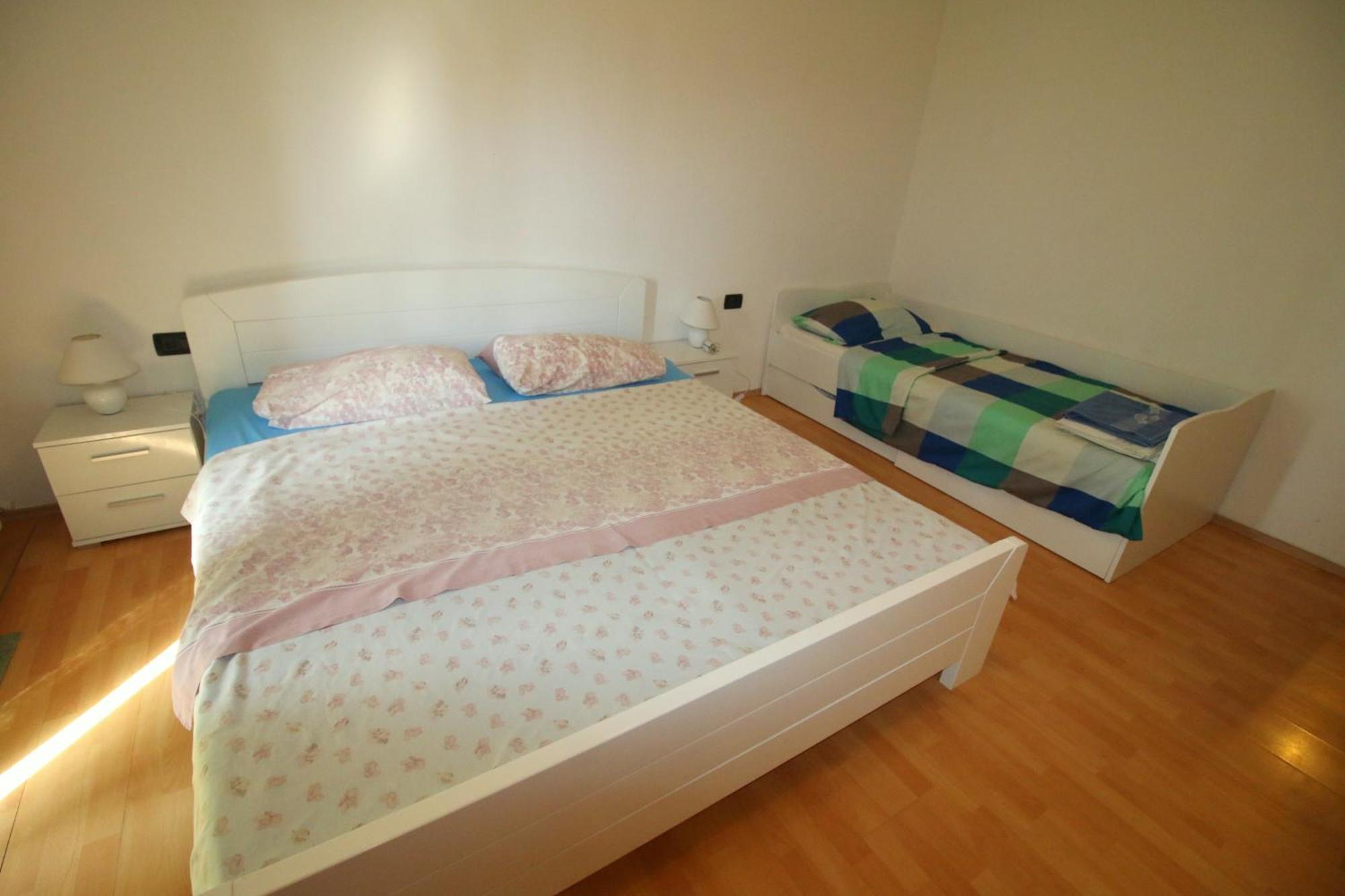 בפורטורוז Apartments Mediteran מראה חיצוני תמונה