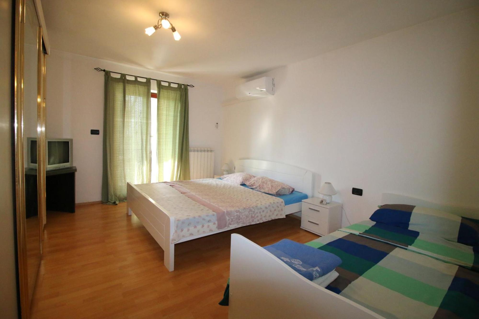 בפורטורוז Apartments Mediteran מראה חיצוני תמונה